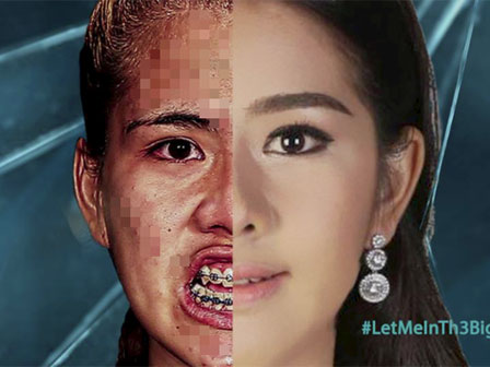 Ma nữ tay bế búp bê tay bán thịt nướng bên đường cao tốc gây sốt-4