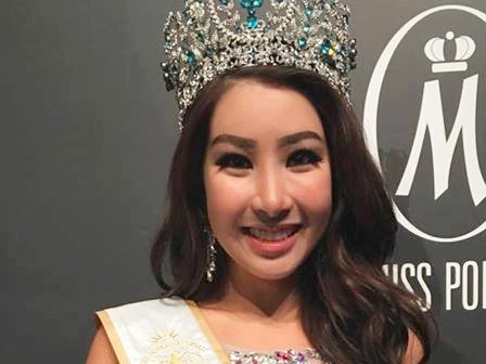 Thí sinh đánh nhau, giành giật danh hiệu trên sân khấu thi Hoa hậu tại Brazil-8