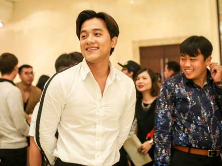 Vinh Râu bày đủ trò chỉ mong Minh Trang ghen và cái kết-1