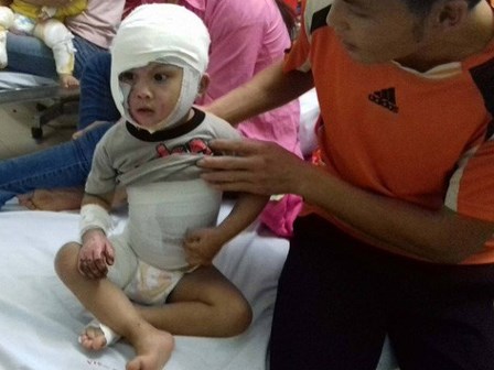 Đằng sau câu chuyện người mẹ tưới xăng vào người con trai khi vừa bỏng nặng