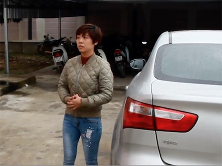 Kiều nữ thuê hàng loạt ô tô tự lái rồi mang đi cầm lấy tiền tiêu xài