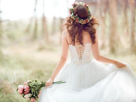 Nước mắt của người phụ nữ gửi con cho mẹ đẻ để theo chồng