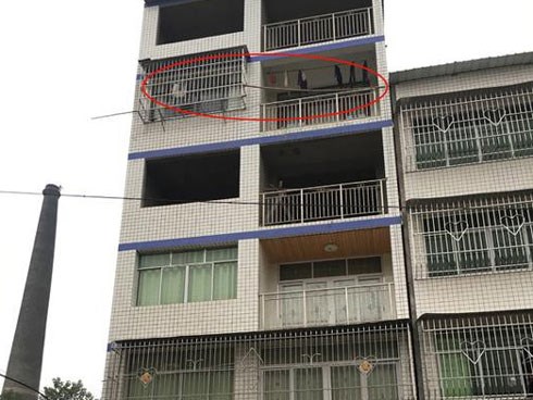Do bị quản lý quá nghiêm, nam sinh ưu tú quẫn trí dùng dao sát hại mẹ đẻ