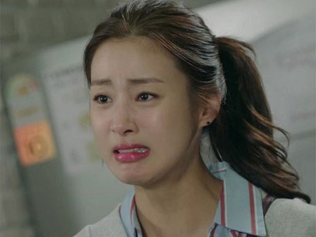 Chồng lặng người câm nín trước yêu cầu “xanh rờn” của cô vợ ngoại tình và mang thai với người khác