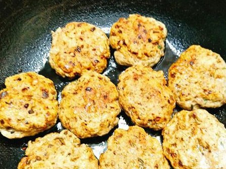 Tự làm chả cá thu dai ngon ai ăn cũng thích