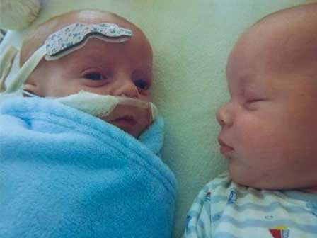 Bố mẹ đau đớn kể lại phút bé trai 4 tháng ở Hà Nội tử vong do ngủ bị đè-4