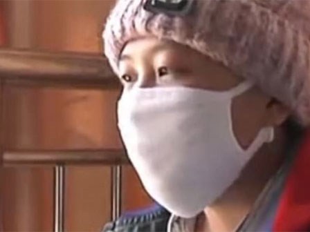 Là nguồn hy vọng duy nhất để cứu sống con, người bố trốn biệt để con gái chết mòn vì máu trắng
