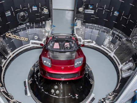 Tỷ phú công nghệ Elon Musk bất ngờ đi bán kẹo?-3