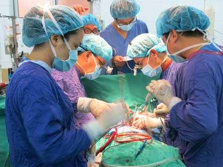 3 người hồi sinh từ tim, thận của người khác