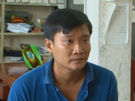 Nhân viên massage bị bạn trai đâm 13 nhát dao vì đòi chia tay