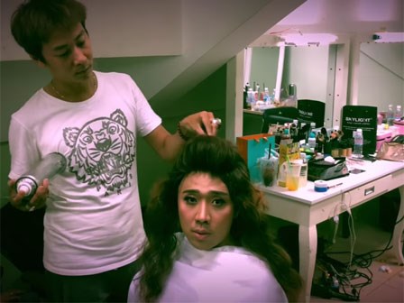 Trấn Thành bị vùi dập bởi Phi Phi - người makeup thần thánh bá đạo nhất Showbiz