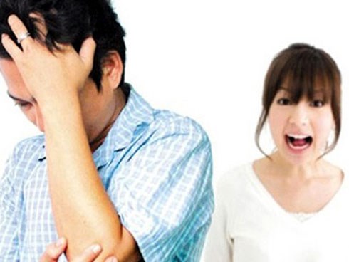 'Té ghế' vì những kiểu tha thứ chuyện ngoại tình như tra tấn