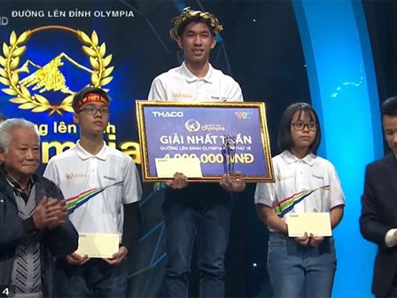 10X có tài giải rubik trong 9 giây giành giải nhất tuần Olympia
