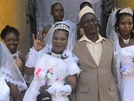 Tài chính eo hẹp, người đàn ông cưới 3 vợ một lúc: 2 trong số này là chị em ruột