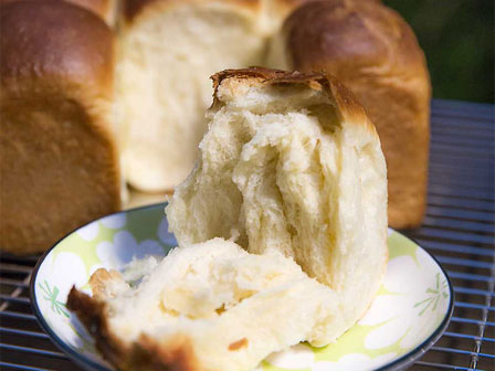 Gánh bánh mì ngon nhất Sài Gòn, 30 năm tuổi vẫn làm bao người say đắm:-12