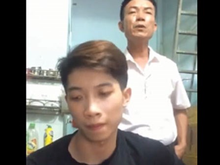 MV con đàn cho bố hát cổ vũ mẹ nấu cơm khiến 500 chị em nộp đơn xin làm dâu