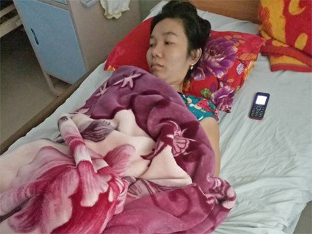 Đưa vợ đi dưỡng thai, bệnh viện tắc trách cho uống nhầm thuốc phá thai khiến sản phụ mất con?!