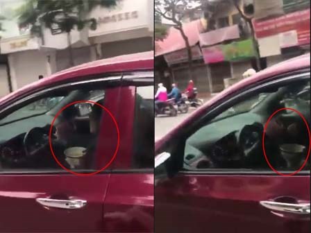Clip: Nữ tài xế biểu diễn tuyệt kỹ tay cầm bát đũa tay vần vô lăng trên phố Hà Nội