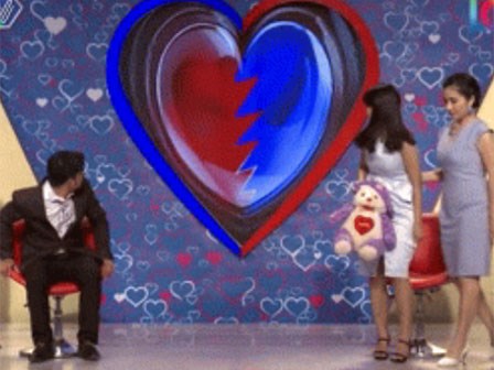 Bạn muốn hẹn hò: Cô gái 27 và hành động khiến chàng trai ngượng chín mặt trên sân khấu