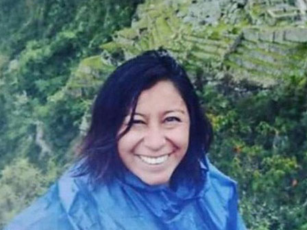 Đưa cháu đi chơi nhà banh, 5 phút sau dì hoảng hồn nghe tiếng kêu cứu, phát hiện thủ phạm đứng cười thách thức-3