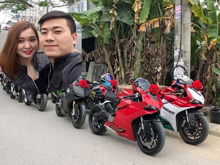 Mãn nhãn lễ ăn hỏi 'ngập' trong xe phân khối lớn, xe hơi hạng sang ở Hải Phòng