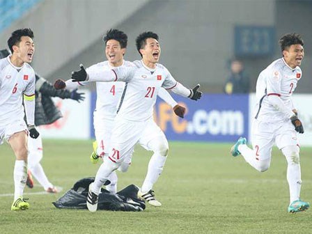 Chồng đặt cược cho đội tuyển Việt Nam, tới khi thắng rồi vẫn phải đền gấp đôi cho vợ