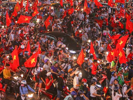 Không khí ăn mừng chiến thắng 