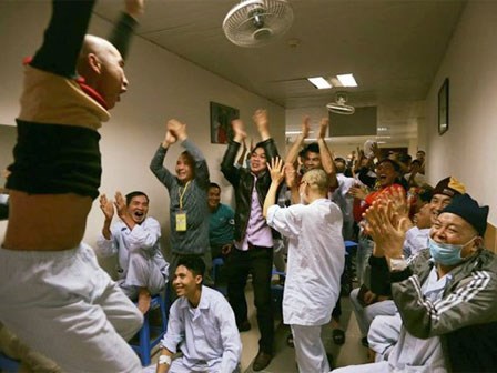 Chuyên gia mách cách hò hét cổ vũ U23 VN không khản giọng