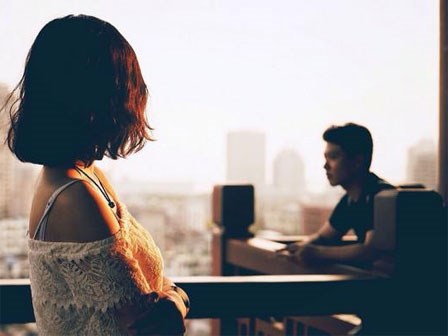Chồng yêu thương vô bờ bến, nhưng tối ngày tôi chỉ nhớ mong anh… đồng nghiệp