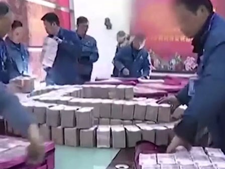 Thưởng Tết 