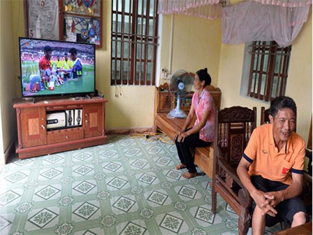Tâm sự của bố mẹ Đoàn Văn Hậu ngày trở về nhà