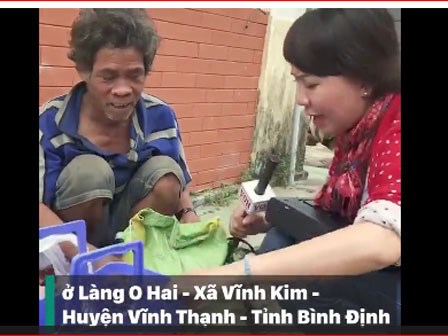 Người đàn ông đi bộ 12 giờ đồng hồ để