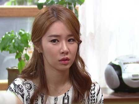 6 ngày nữa là Tết mà chị chồng lật lọng khiến vợ chồng tôi nguy cơ mất Tết