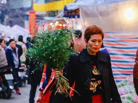 Tắm nước mùi già - nghi thức trịnh trọng trong đêm trừ tịch để đón năm mới của người miền Bắc