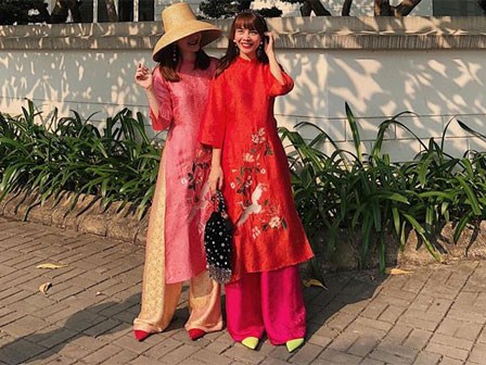 Xuân này đi đến đâu cũng ngập tràn tà áo dài rực rỡ của loạt mỹ nhân đình đám Vbiz