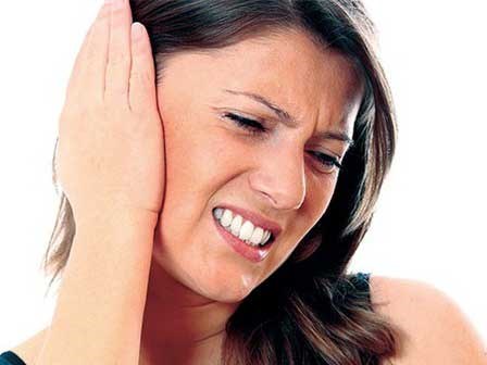 Khi nào vết loét họng là dấu hiệu cần đề phòng ung thư, cần đi khám?