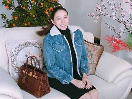 Một năm sau khi sinh con gái đầu lòng, Lê Hà (The Face) và ông xã điển trai như tài tử tổ chức đám cưới-7