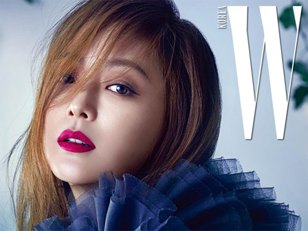 Nhan sắc trẻ trung bất chấp tuổi 41 của Kim Hee Sun cũng không thể cứu vãn nổi ca mặc khó hiểu, kém duyên này-7