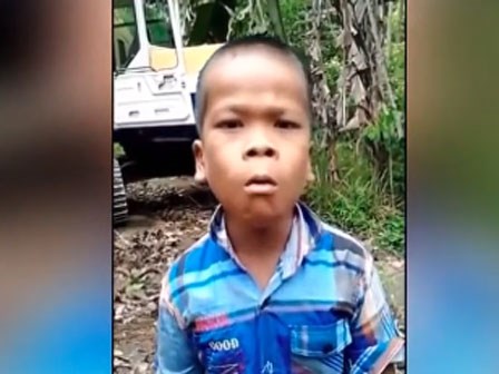 Những cậu bé có khả năng giả giọng đến kinh ngạc