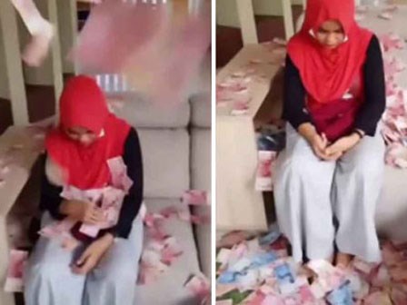 Ném 'mưa' tiền vào mặt bạn sau khi bị bạn cướp chồng