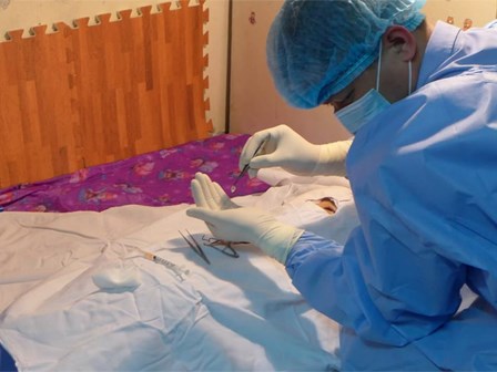 Bác sĩ 10 năm đi lấy giác mạc hé lộ về ca hiến giác mạc đầu tiên của Việt Nam