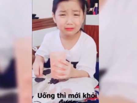 Chết cười cảnh mẹ 