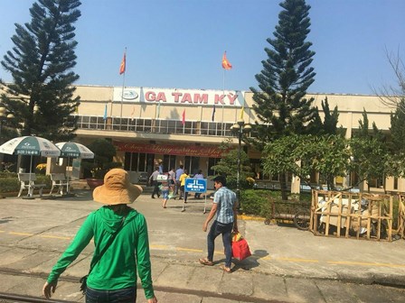 Sản phụ bất ngờ chuyển dạ trên tàu Bắc-Nam, nam nhân viên trở thành “bà đỡ” bất đắc dĩ