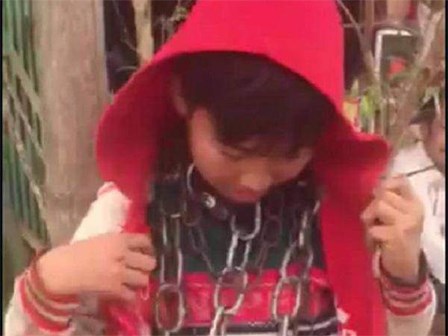 Đã có hình thức xử lý người chú xích cổ cháu ruột ở Thanh Hóa