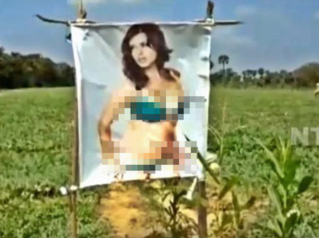 Ngồi máy bay suốt 5 tiếng, người phụ nữ phải chịu đựng cảnh tượng hãi hùng nhưng không dám nói với tiếp viên-4