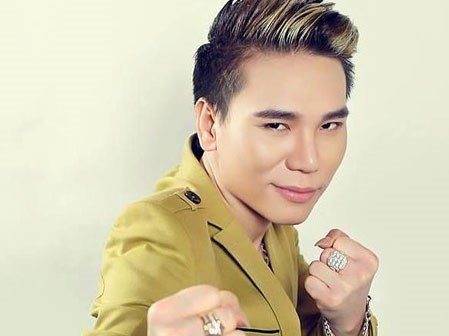 Loạt ca khúc 'chất chơi' của Châu Việt Cường
