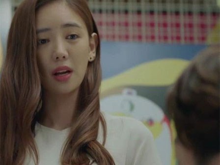 Vợ khăng khăng “Ngày lấy anh em còn trinh” dù người cũ của cô ấy gửi cả tá clip “nóng”