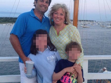 Bị phát hiện dùng Tinder để ngoại tình, người đàn ông không từ thủ đoạn sát hại vợ trong bồn tắm