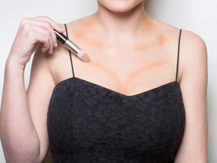 Clip: Thủ thuật make up 'hack' ngực đầy, bụng rõ múi, mông săn chắc... cực đỉnh