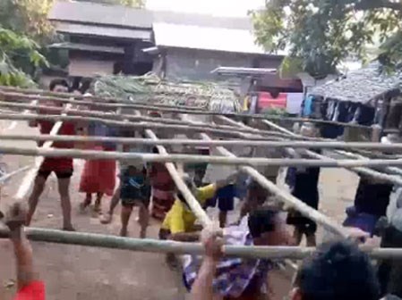 Phì cười với trò nhảy sạp đỉnh cao bằng đầu